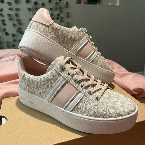 Poppy stripe lace up by Michael kors - Picture 5 of 6